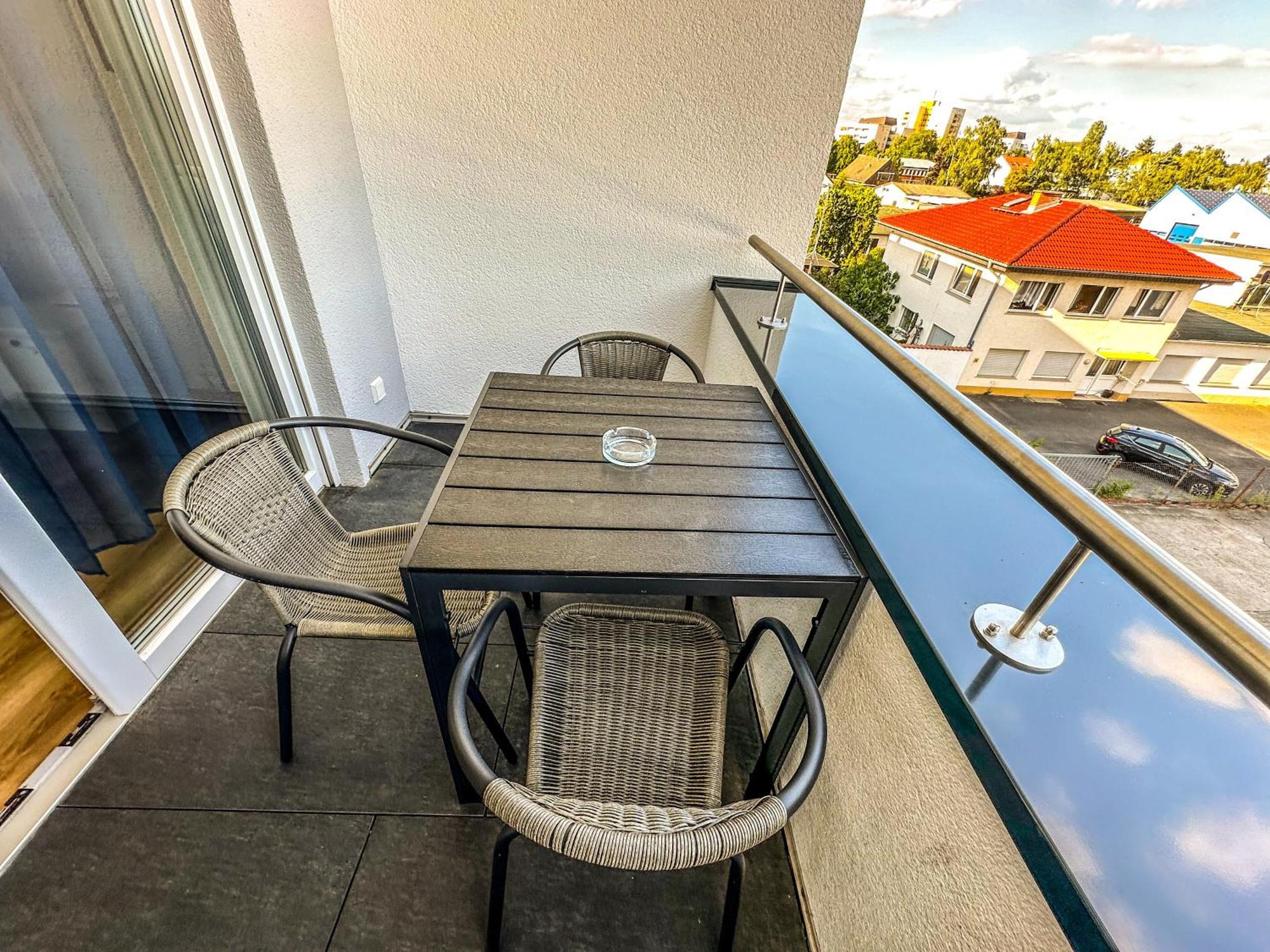 Suite4Me - Balkon I Kueche I Waschmaschine I Mainz-Kostheim วิสบาเดน ภายนอก รูปภาพ